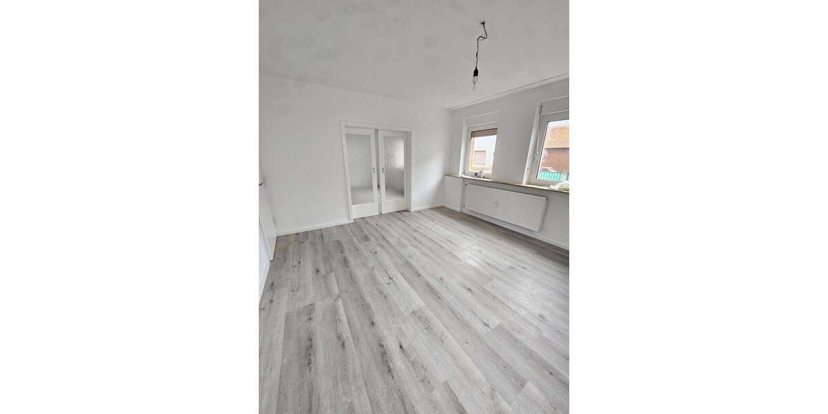 Etagenwohnung Niederdorfelden - 3 Zimmer, 85 m&sup2;, 893&euro; | Angebot:23277636